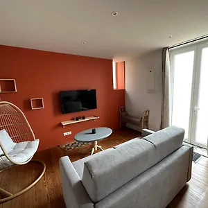 *le Terracotta* T2 Hyper-centre Roanne